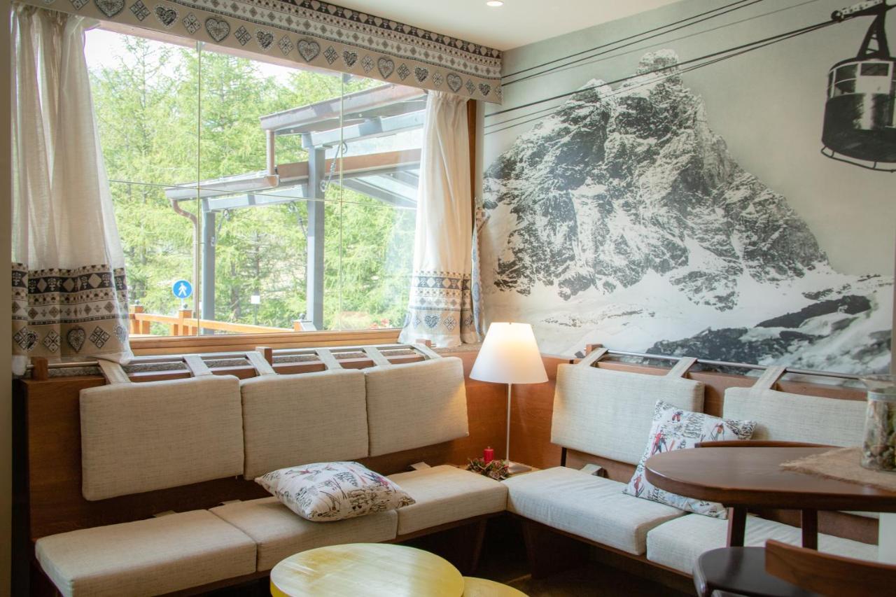 Hotel Astoria Breuil-Cervinia Exteriör bild