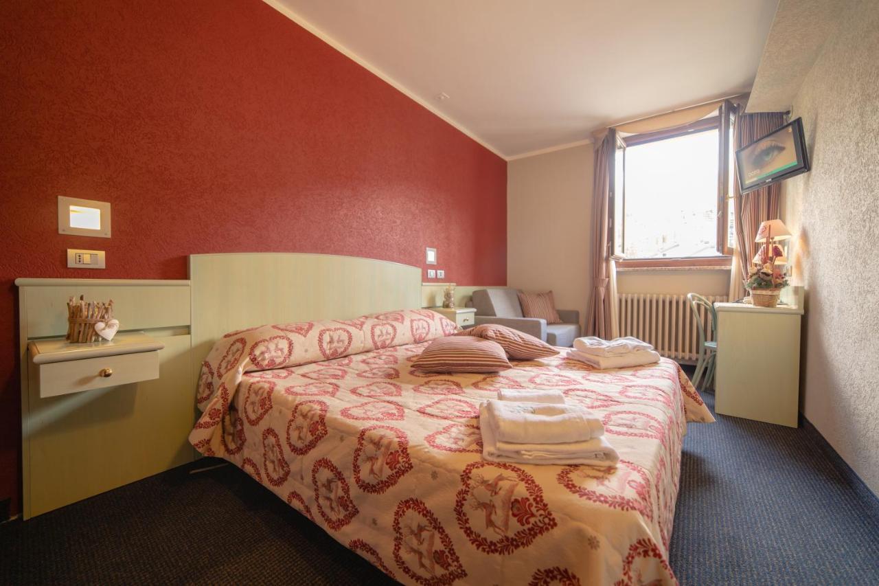 Hotel Astoria Breuil-Cervinia Exteriör bild