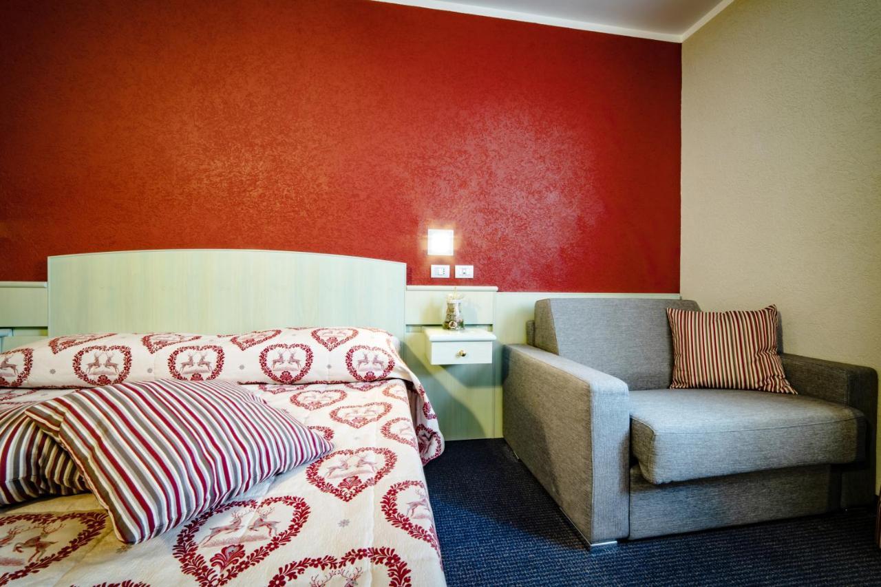 Hotel Astoria Breuil-Cervinia Exteriör bild