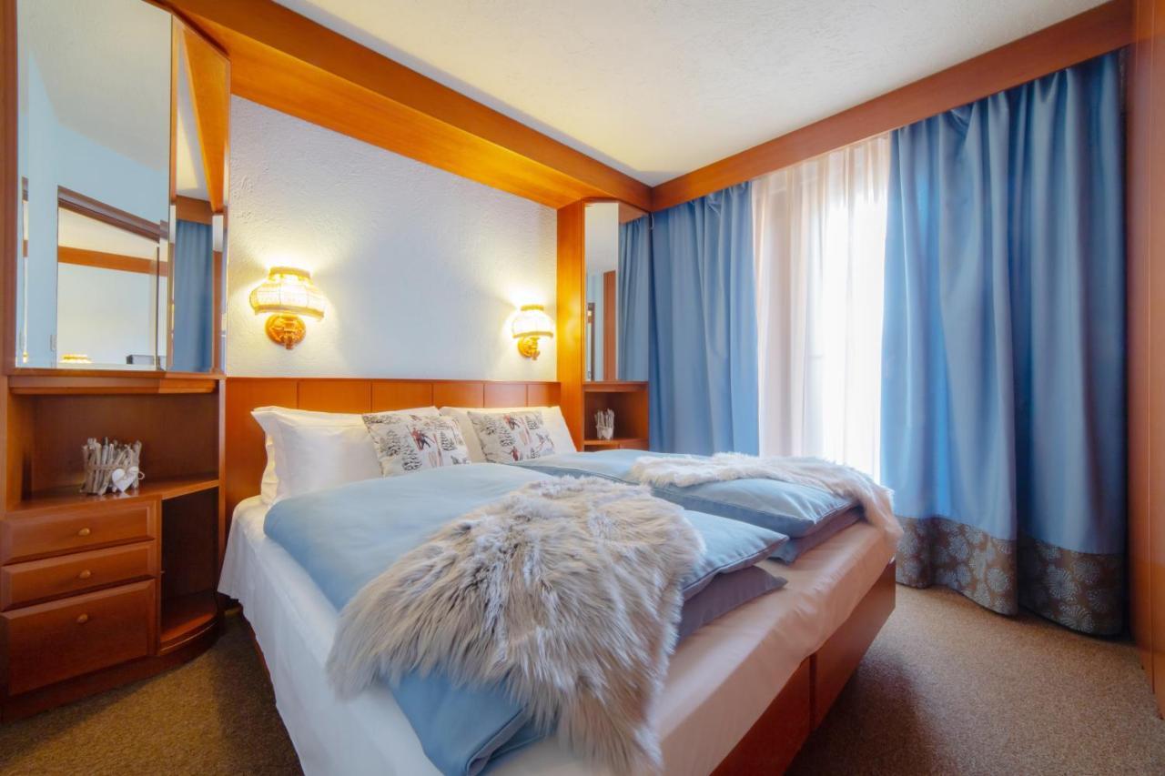 Hotel Astoria Breuil-Cervinia Exteriör bild