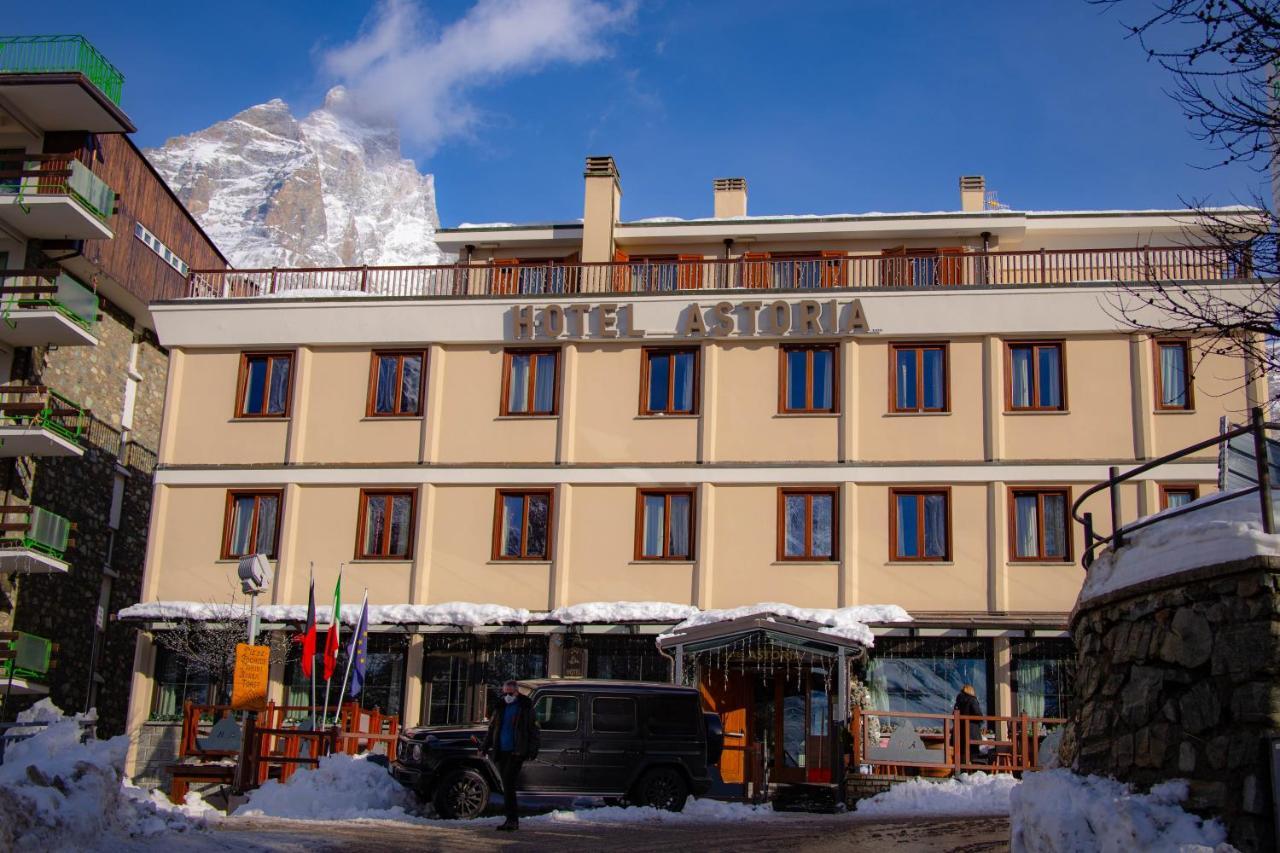 Hotel Astoria Breuil-Cervinia Exteriör bild